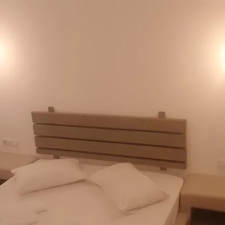 Verykokkos Naxos City